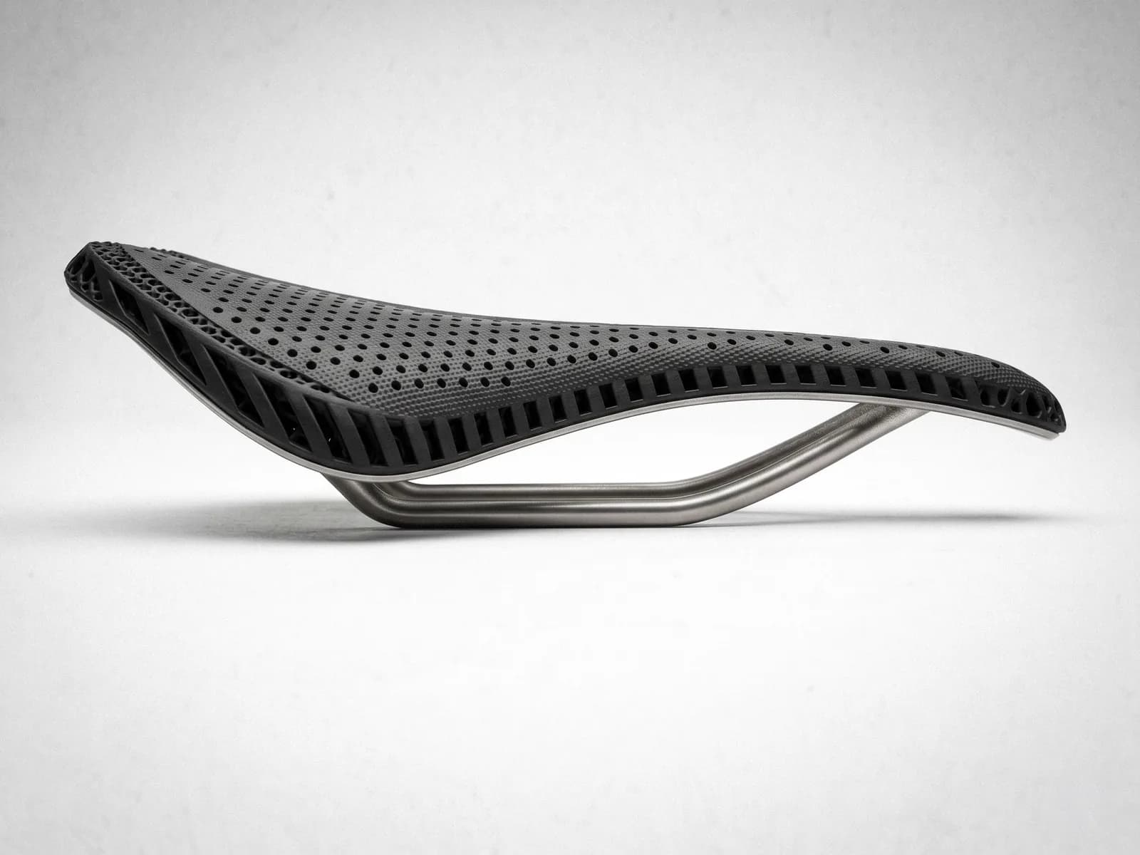 The CYKL EGRO 3D Ti 3D-printed titanium saddle, in the studio.